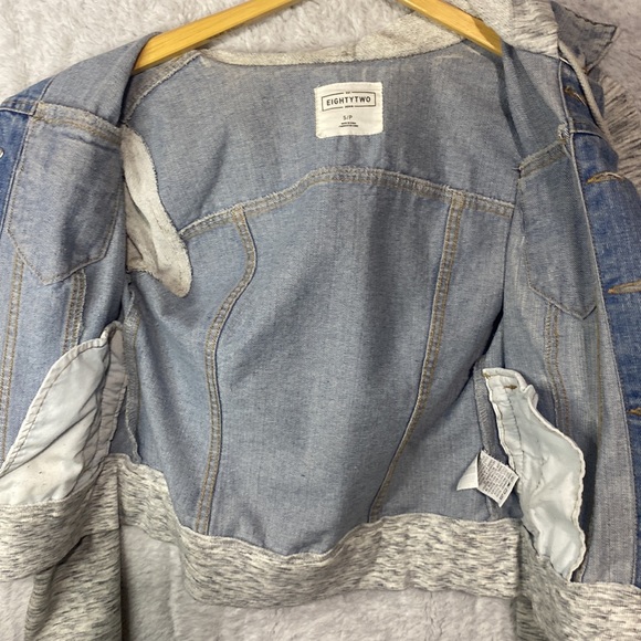 36. Eightytwo Jean jacket size S - Picture 5 of 6
